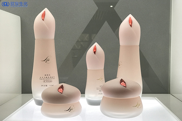 做護(hù)膚品品牌需要知道注冊公司和包材周期-歐泉生化