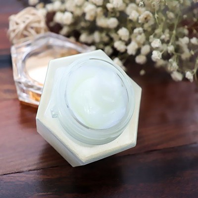 電商：這款補水產品好賣！